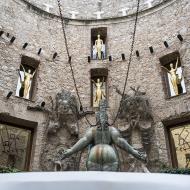 Vers l'entrée du patio