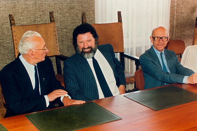 1986 - Les abbés Jean Claire et Ferdinand Prouin