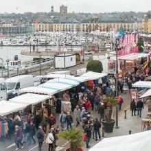 Vue sur le port de plaisance