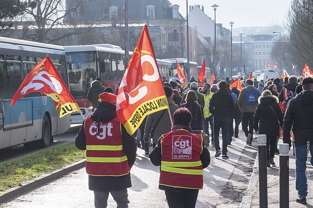 Vers la mairie