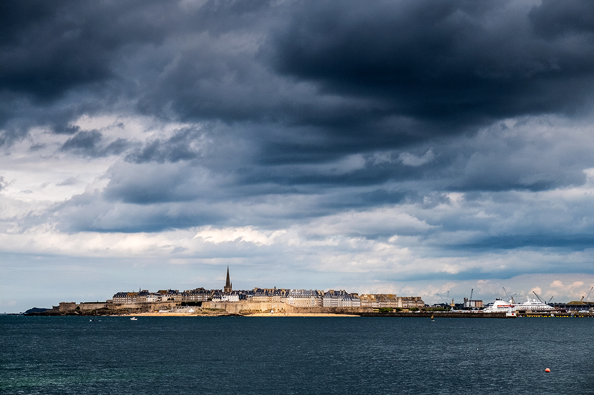 Dinard - Vue sur Saint-Malo