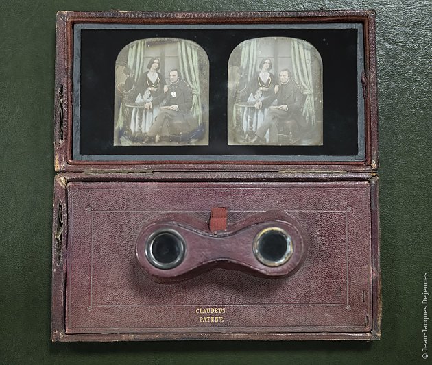 Écrin pour daguerréotype en relief