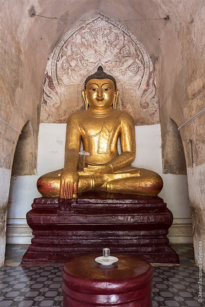 Victoire de l'Éveillé sur Māra. Pagode Schwegugyi. Bagan, Birmanie