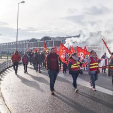 La manif' s'étire