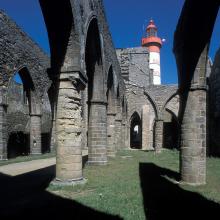 Abbaye en ruines